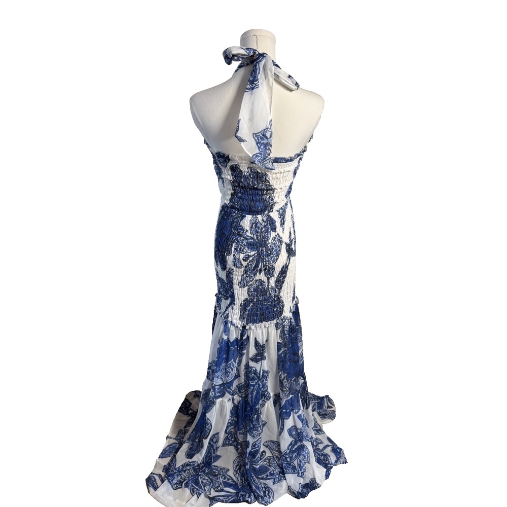 Luxxel Smocked Floral Halter Maxi Dress Blue and White Beach Elegant Sexy Sz S